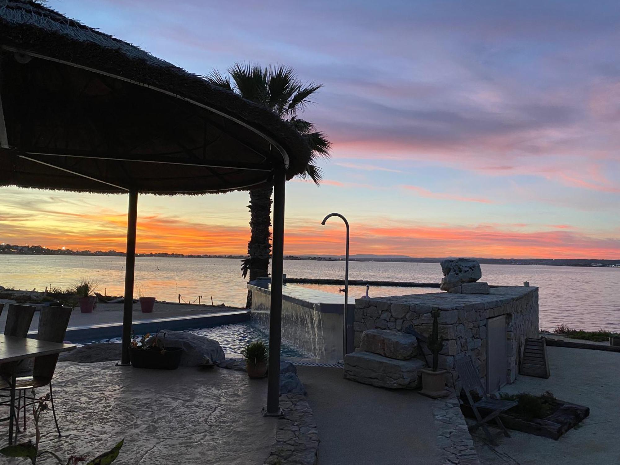 Les Pieds Dans L'Eau Bed and Breakfast Σετ Εξωτερικό φωτογραφία